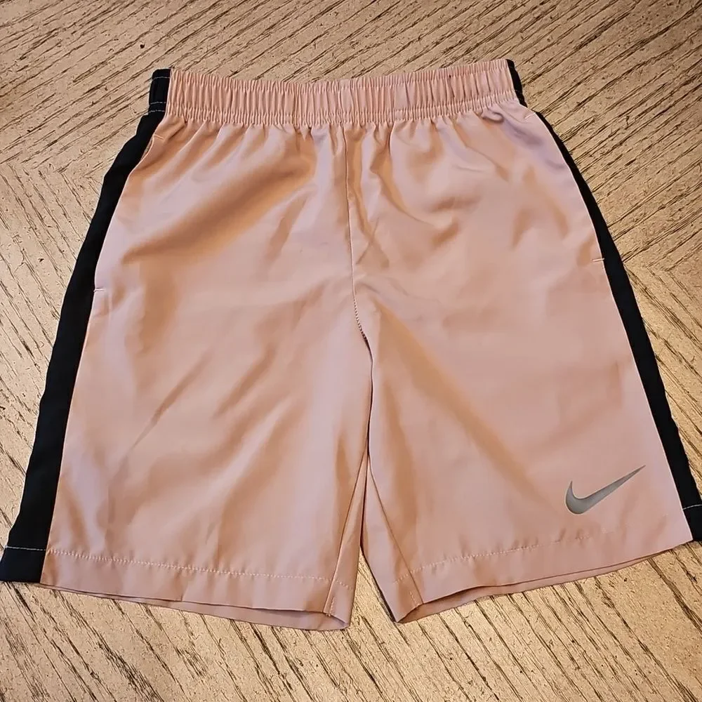 Boys Nike dri-fit shorts size 7